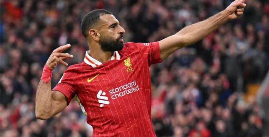 محمد صلاح يداعب أحد المعجبين بالإمارات: «بس يا ابني أنا جاي أتكلم كلمتين»