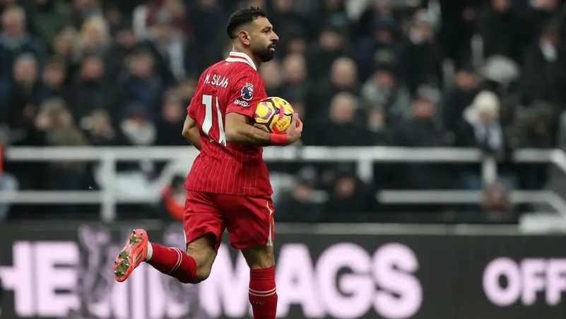 مفتاح محمد صلاح في تجديد عقده