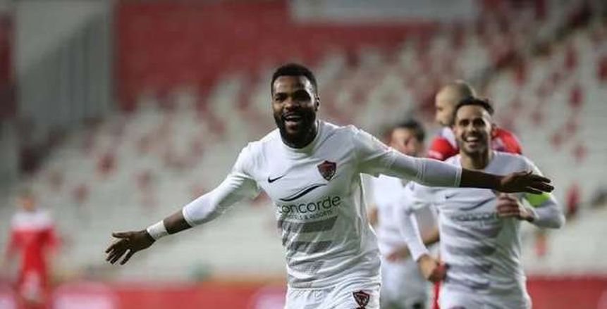 أول رد من رابيد الروماني على شكوى الزمالك ضد بوبيندزا