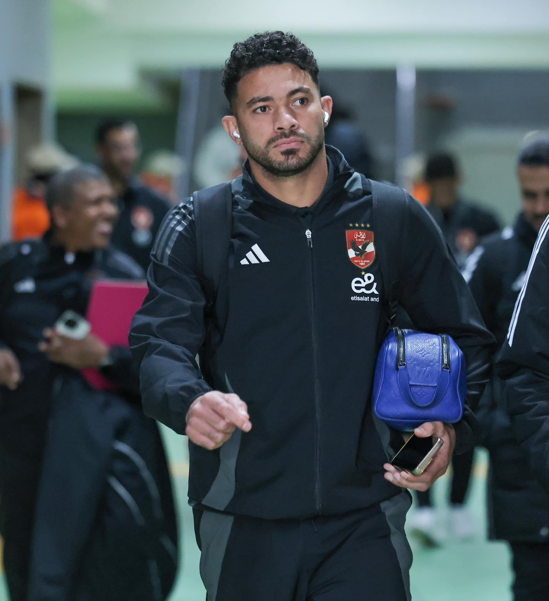 لقطات من وصول الاهلي ملعب برج العرب لمواجهة الأهلي (4)