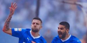 مدرب صربيا يوضح سبب عدم استدعاء محترف الهلال السعودي - في المدرج