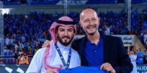 رئيس الهلال السعودي التنفيذي: جاهزون للتحدي ولا نحتاج دعمًا - في المدرج