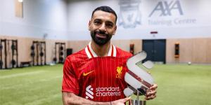 محمد صلاح يفوز بجائزة لاعب نوفمبر في ليفربول ويعترف: لقب الدوري الإنجليزي ليس سهلًا