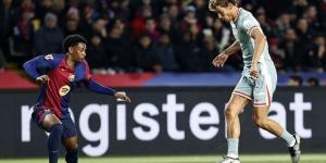 أتلتيكو مدريد يخطف فوز قاتل من برشلونة في الدوري الإسباني