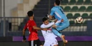 ممدوح عباس يهاجم حكم مباراة الزمالك وطلائع الجيش - في المدرج