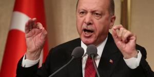 أردوغان: “سنسمح بدخول وخروج اللاجئين السوريين”