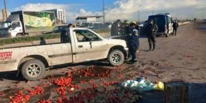 إصابة سائق وتباع في انقلاب سيارة محملة طماطم بالطريق الإسكندرية الصحراوي - في المدرج