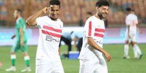 سيف الجزيري على دكة بدلاء الزمالك فى مواجهة الاتحاد السكندري الليلة - في المدرج