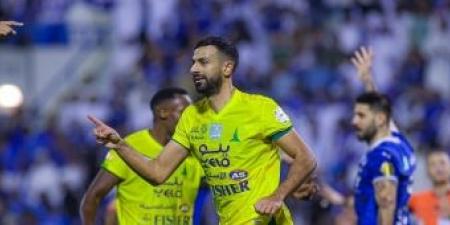 ريمونتادا مثيرة تكبد الهلال خسارته الأولى في الدوري السعودي - في المدرج