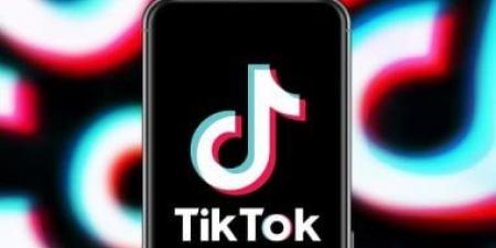 الحكومة الأمريكية تنبه أبل وجوجل بإزالة TikTok من متاجرهما فى هذا الموعد - في المدرج