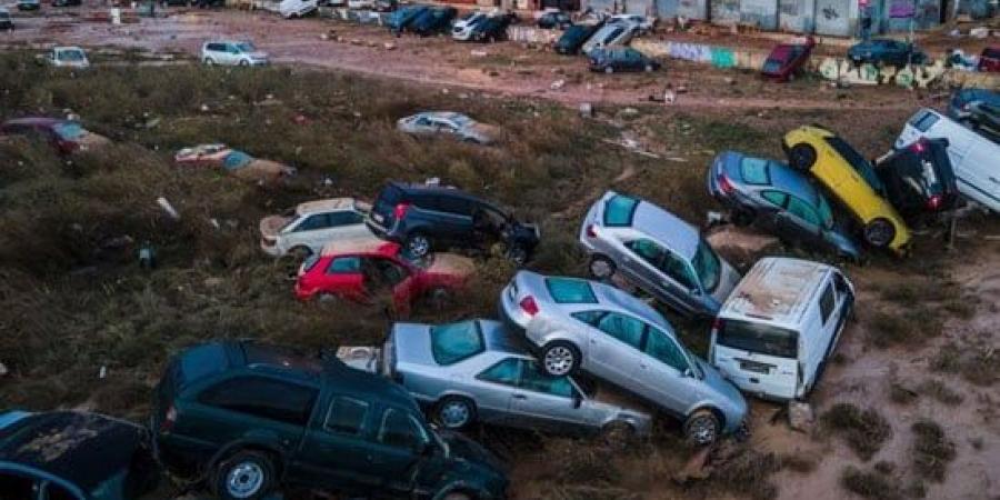 آثار مدمرة لفيضانات فالنسيا الإسبانية مع ارتفاع الضحايا لـ 220 شخصا - في المدرج