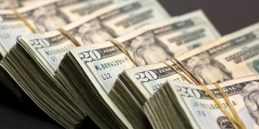 سعر الدولار في لبنان.. هدوء بالتعاملات البنكية والسوق الموازية