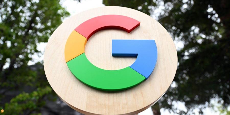 جوجل تختبر البحث الصوتي المستمر داخل Google Search - في المدرج