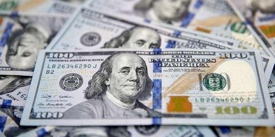 سعر الدولار مقابل الجنيه في البنوك خلال منتصف تعاملات اليوم - في المدرج