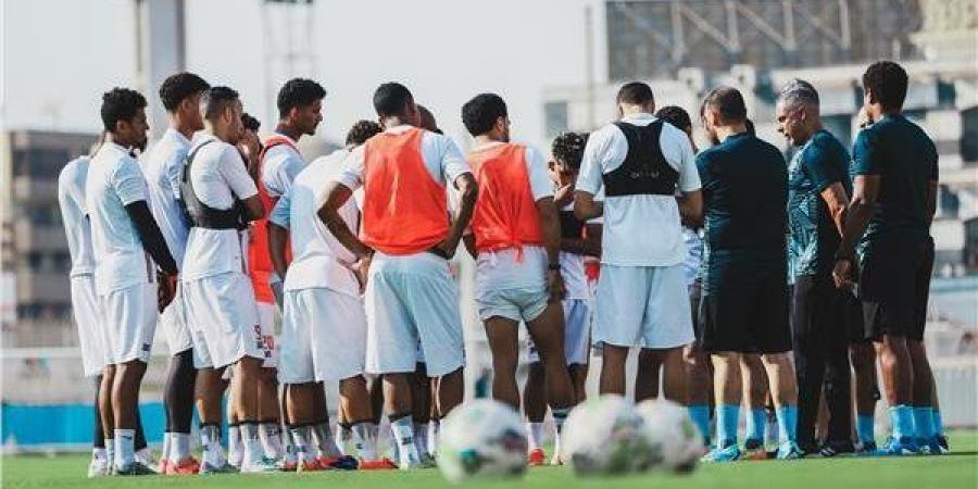 استعدادا لمواجهة النصر.. بعثة الزمالك تغادر القاهرة مساء اليوم متجهة إلى ليبيا