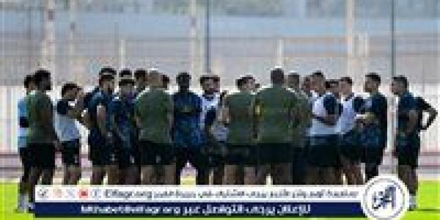 لإعطاء التعليمات.. تقسيمة فنية قوية بمران الزمالك استعدادًا لمباراة النصر الليبي