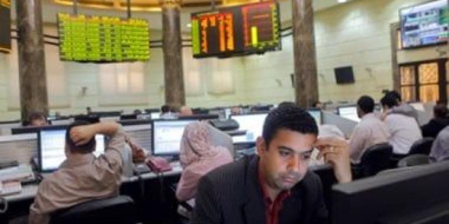 10 شركات سمسرة تستحوذ على 77% من تعاملات البورصة خلال الأسبوع الماضى - في المدرج