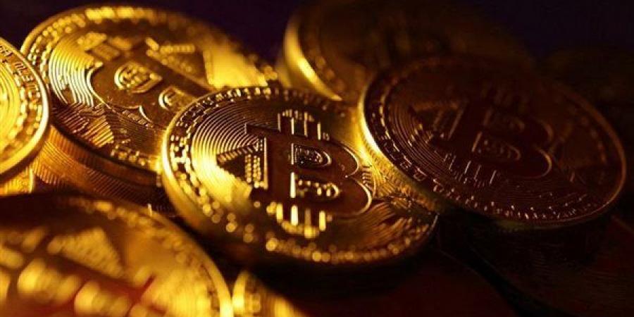 البيتكوين تقترب من الوصول إلى 100 ألف دولار