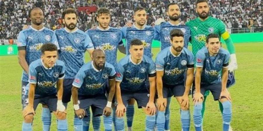 محمود بسيونى حكمًا لمباراة بيراميدز والبنك الأهلى فى الدورى