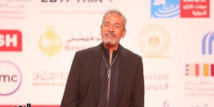 إطلالات نجمات الفن فى حفل ختام مهرجان القاهرة السينمائى - في المدرج