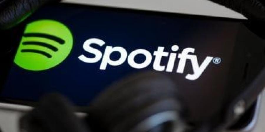 Spotify توقع اتفاقية جديدة لتوسيع عروض الكتب الصوتية - في المدرج