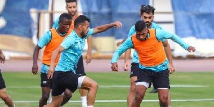 5 معلومات عن مباراة الزمالك والمصرى اليوم السبت في الدوري - في المدرج