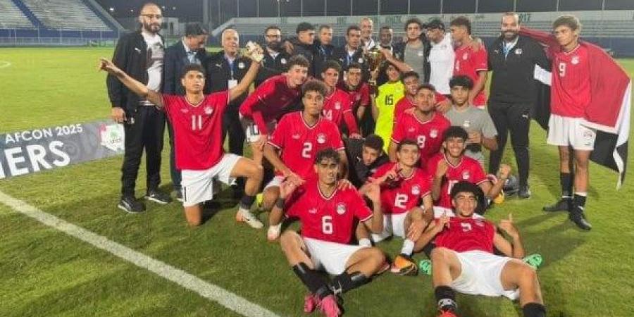 بعثة منتخب الناشئين تعود للقاهرة غدا بعد الفوز بكأس دورة شمال إفريقيا