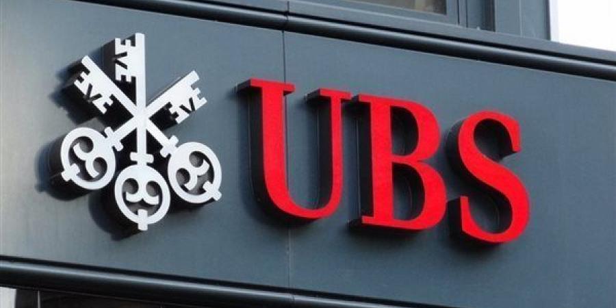 بنك UBS يتوقع تراجع سعر سهم تسلا بنحو 35% إلى 226 دولارا