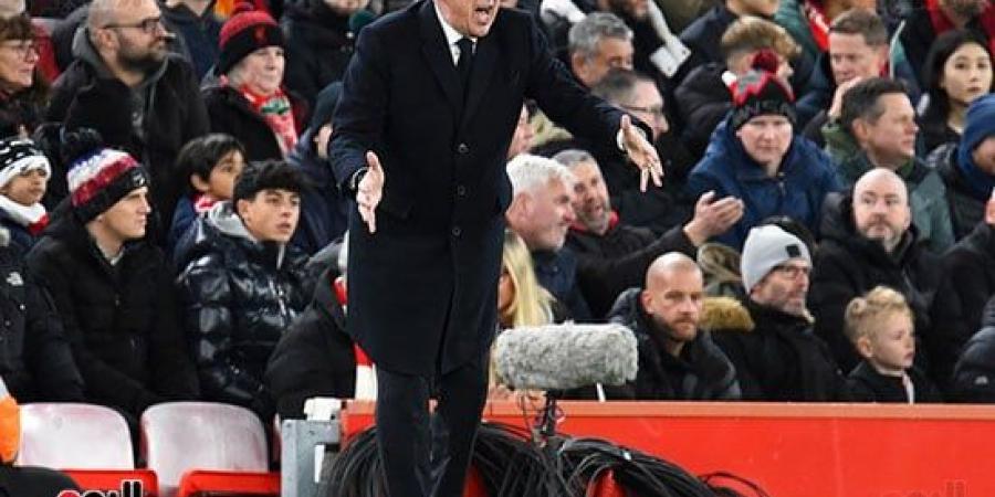 ليفربول يحسم قمة دورى أبطال أوروبا 2-0 ضد الريال فى ليلة إهدار صلاح ومبابى - في المدرج