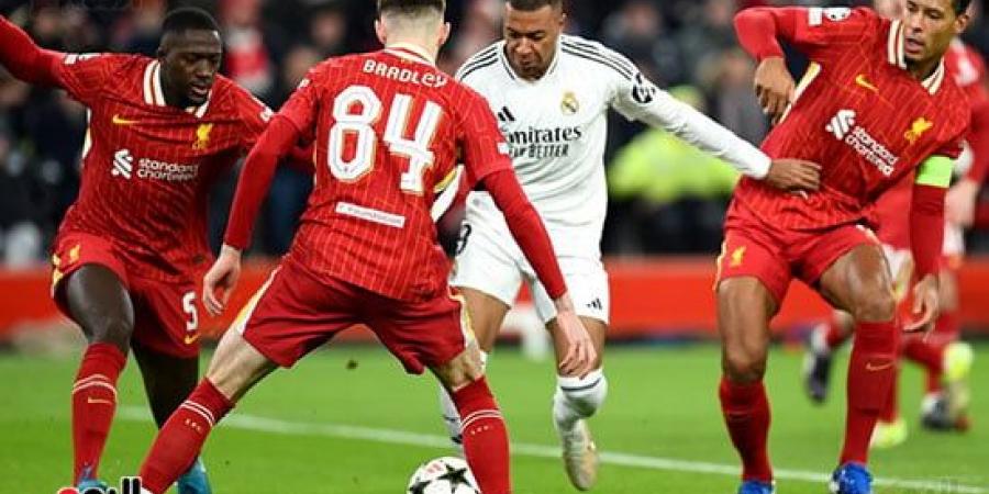 ليفربول يحسم قمة دورى أبطال أوروبا 2-0 ضد الريال فى ليلة إهدار صلاح ومبابى - في المدرج