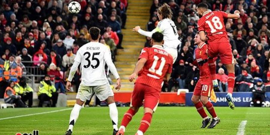 ليفربول يحسم قمة دورى أبطال أوروبا 2-0 ضد الريال فى ليلة إهدار صلاح ومبابى - في المدرج