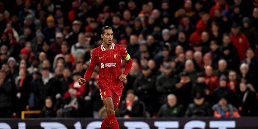 بعد محمد صلاح.. ليفربول يستقر على تقديم عرضًا لتجديد عقد مدافعه فان دايك