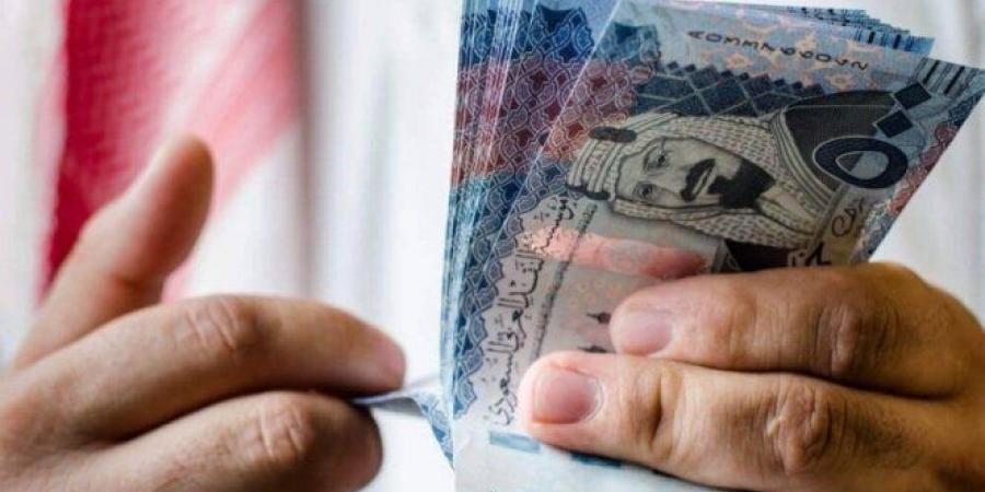 سعر الريال السعودي في مصر بمنتصف تعاملات.. اليوم الأربعاء