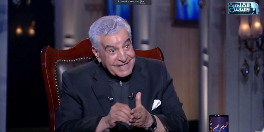 زاهي حواس: الصلاة في المساجد الأثرية يفسدها.. في ناس بتسرقها وتبيعها في الخارج