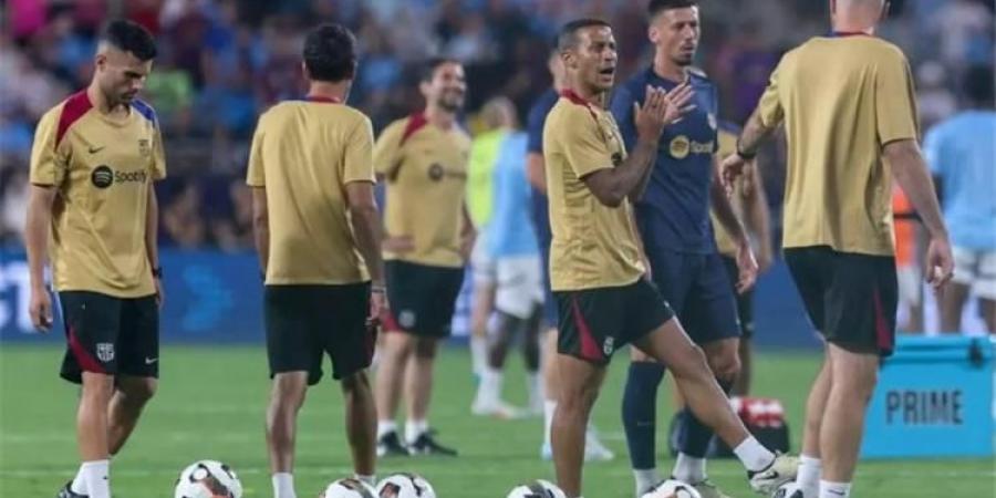 سبورت: لاعب ليفربول السابق منجذب لفكرة تدريب برشلونة