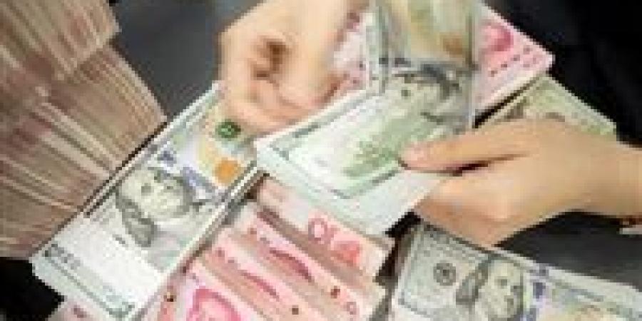 سعر الدرهم الإماراتي أمام الجنيه داخل البنوك في تعاملات اليوم الأحد