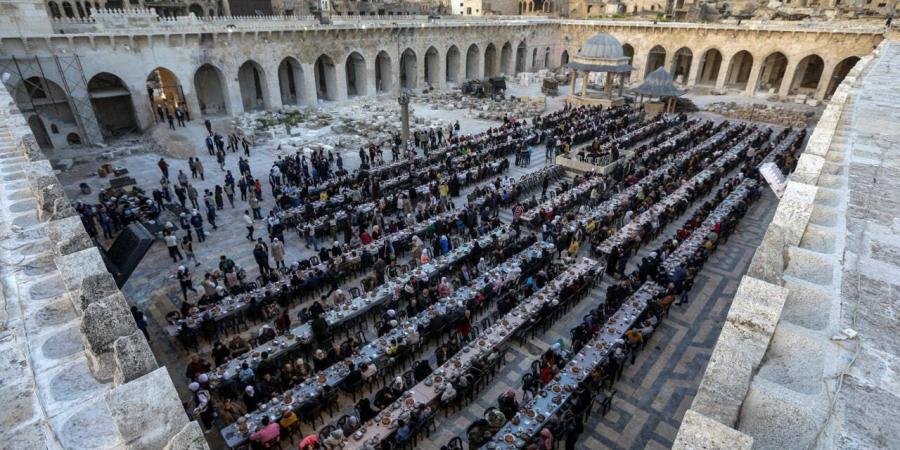 في أول جمعة بعد سقوط نظام الأسد.. صلاة حاشدة بالجامع الأموي