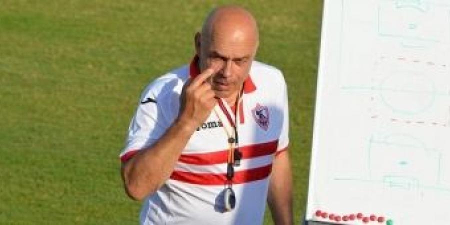 جلسة مطولة.. ماذا فعل غروس في لقائه الأول مع لاعبي الزمالك؟ - في المدرج