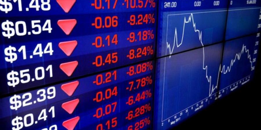 مؤشر بورصة موسكو الرئيسي يهوي بـ 2.6%