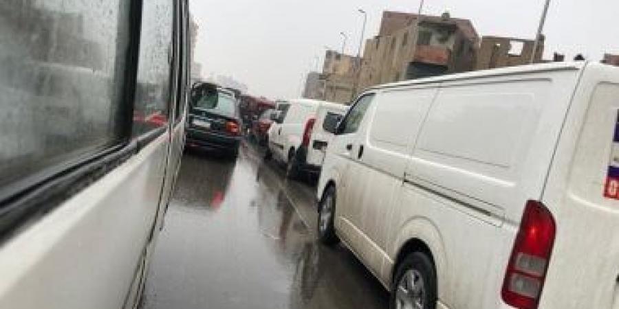 رادار المرور يلتقط 1208 سيارة تسير بسرعات جنونية فى 24 ساعة - في المدرج