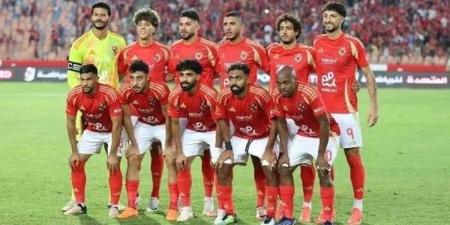 الغيابات تضرب صفوف الأهلي أمام شباب بلوزداد الجزائري في دوري الأبطال - في المدرج