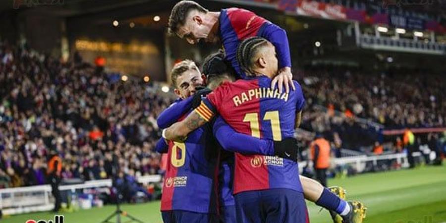 أتلتيكو مدريد يزيح برشونة من صدارة ترتيب الدوري الإسباني بفوز قاتل - في المدرج