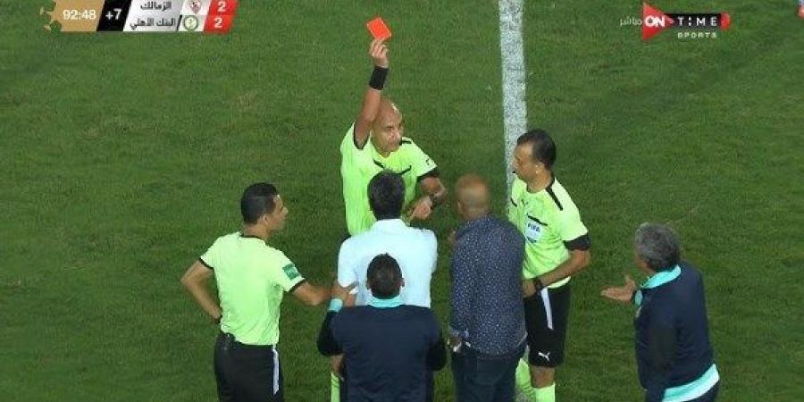 بعد أزمة مباراة الزمالك والبنك.. محمد عادل يعود للتحكيم من جديد ويدير مباراة دجلة ومنتخب السويس