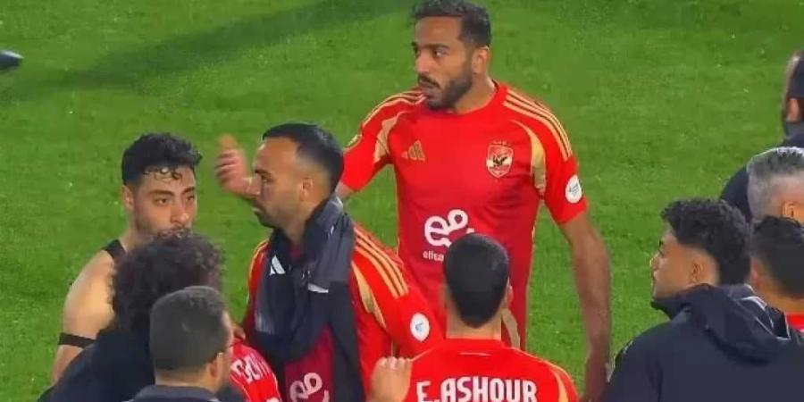 ”شرخ في جدار الأهلي” تصريح ميدو: كهربا يُشعل فتيل الأزمة برفض تحية الجماهير بعد سداسية بلوزداد