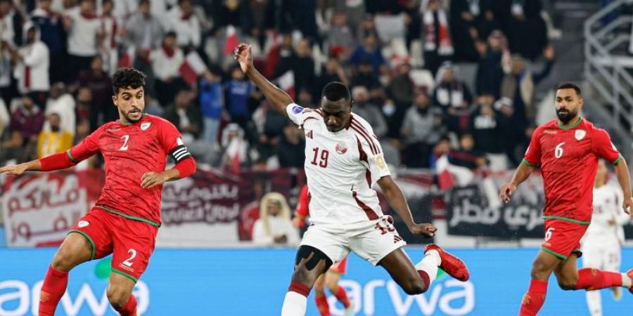 هل أصبح منتخب قطر فريق اللاعب الواحد؟ - في المدرج