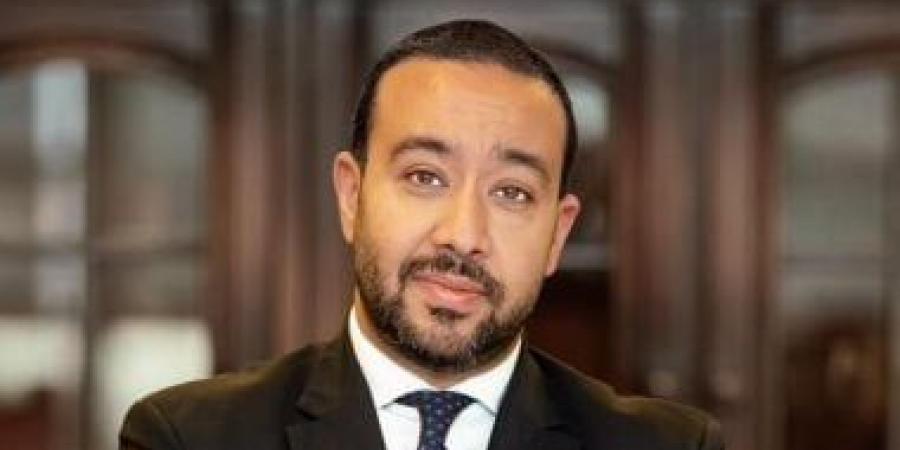 رئيس "المصرية للاتصالات" ينعى والدة النائب أحمد بدوى - في المدرج