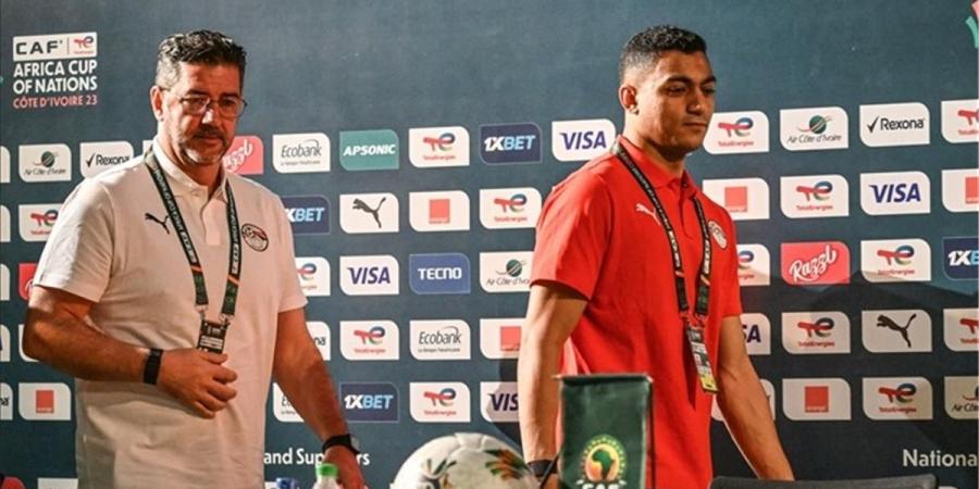 تقارير: فيتوريا يرغب في لم الشمل مع مصطفى محمد.. وموقف اللاعب من عرض الأهلي