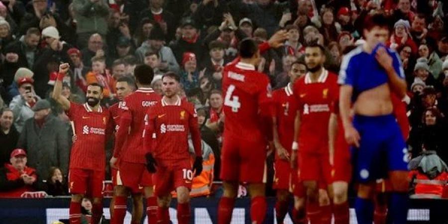 محمد صلاح يسجل ويقود ليفربول للفوز على ليستر سيتى بثلاثية