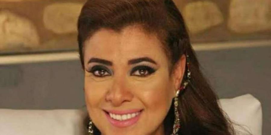 تشييع جثمان زوج الفنانة نشوى مصطفى بمسجد حسن الشربتلي اليوم