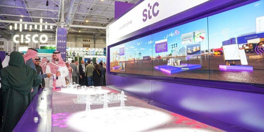 مجموعة «stc» تُحفز الابتكار لدعم المشروعات الكبرى وتعزيز التحول الرقمي لاقتصاد المنطقة - في المدرج